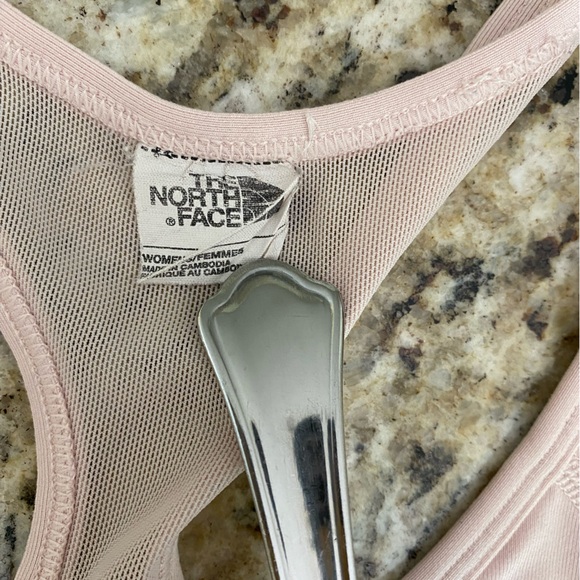 The North Face light pink size small sports bra in excellent condition - Picture 5 of 5